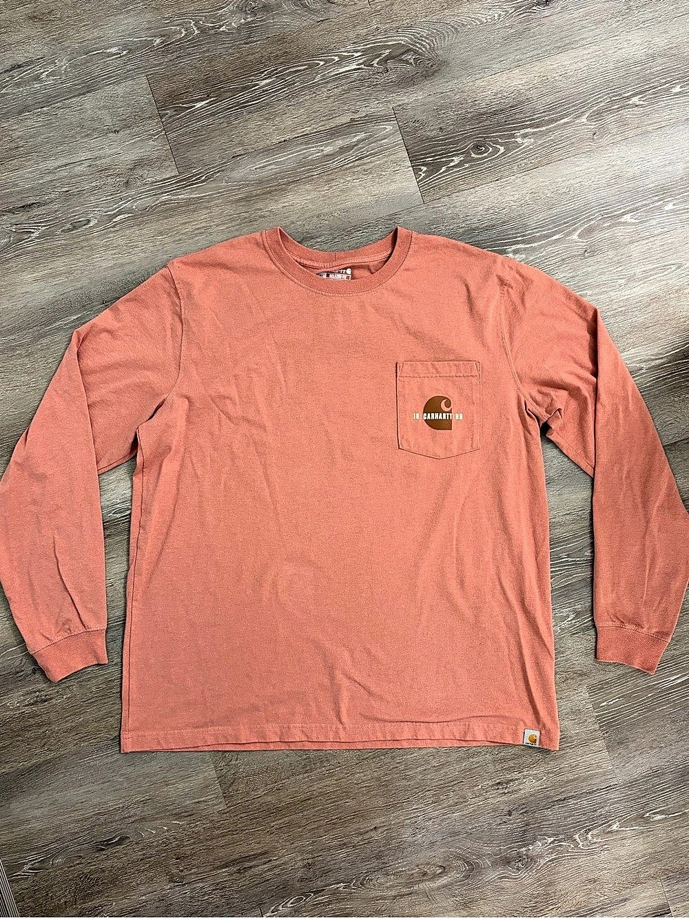 Carhartt Relaxed Fit Long Sleeve T-Shirt Long Sleeve Pocket Tee in Salmon Size X